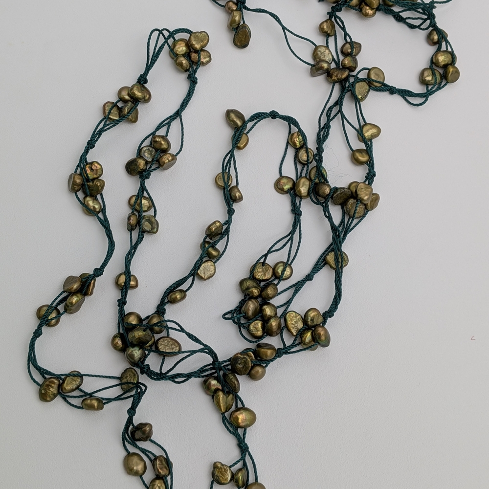 Genuine Freshwater Olive Pearl Lariat Handknit Pearl Scarf - Picture 6 of 11